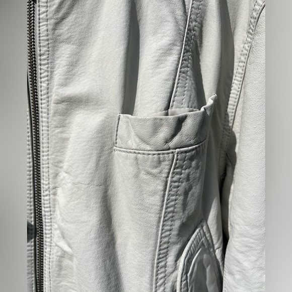 POV 💕White leather jacket💕men’s - Picture 6 of 14